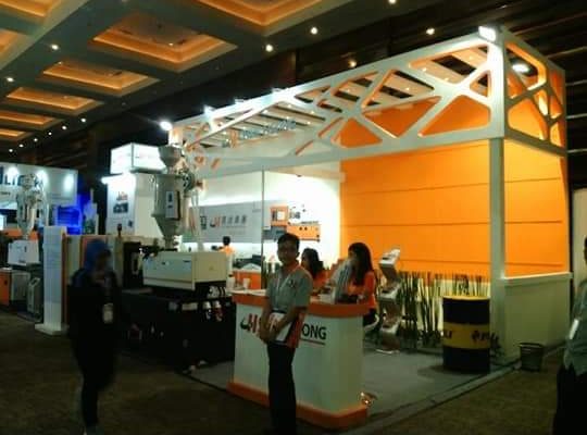 kontraktor pameran